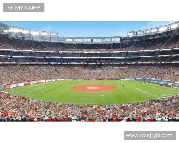 C罗足球明星魅力无限海报展示他的辉煌成就与激情瞬间